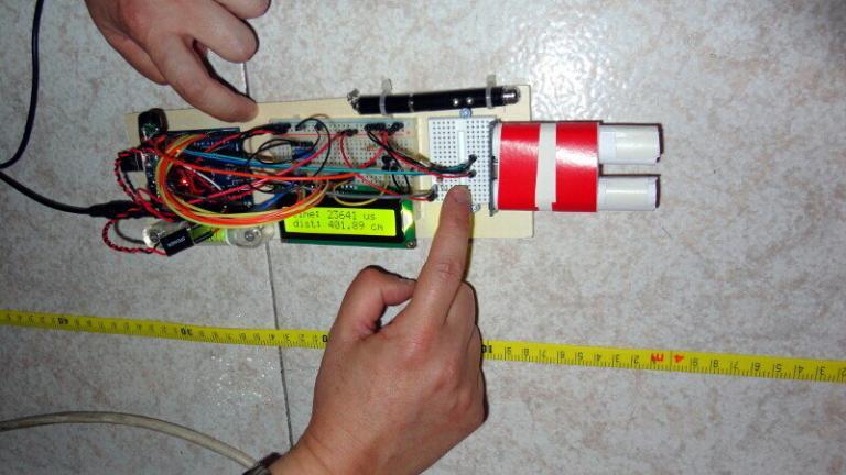 Ultrasonic distance meter with LCD display on Arduino UNO - Techrm